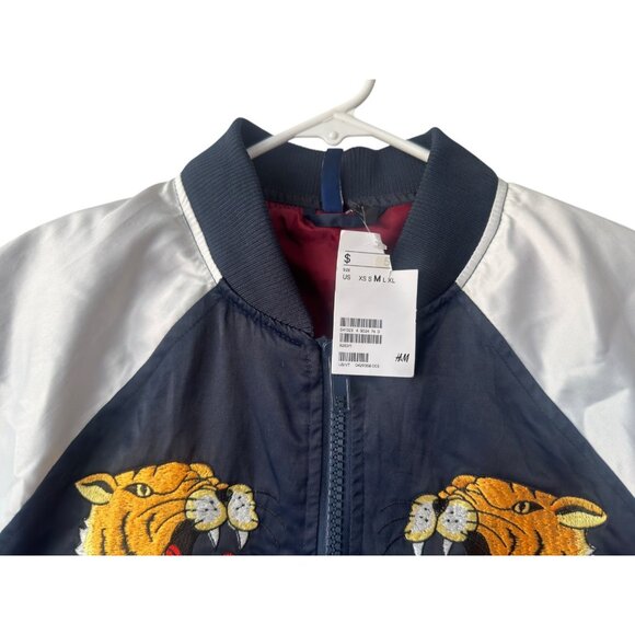 Satin embroidered Japanese Sukajan bomber jacket - Picture 4 of 9